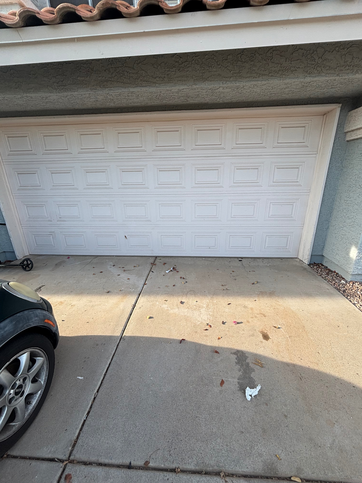 After — Driveway furniture pickup — Mesa